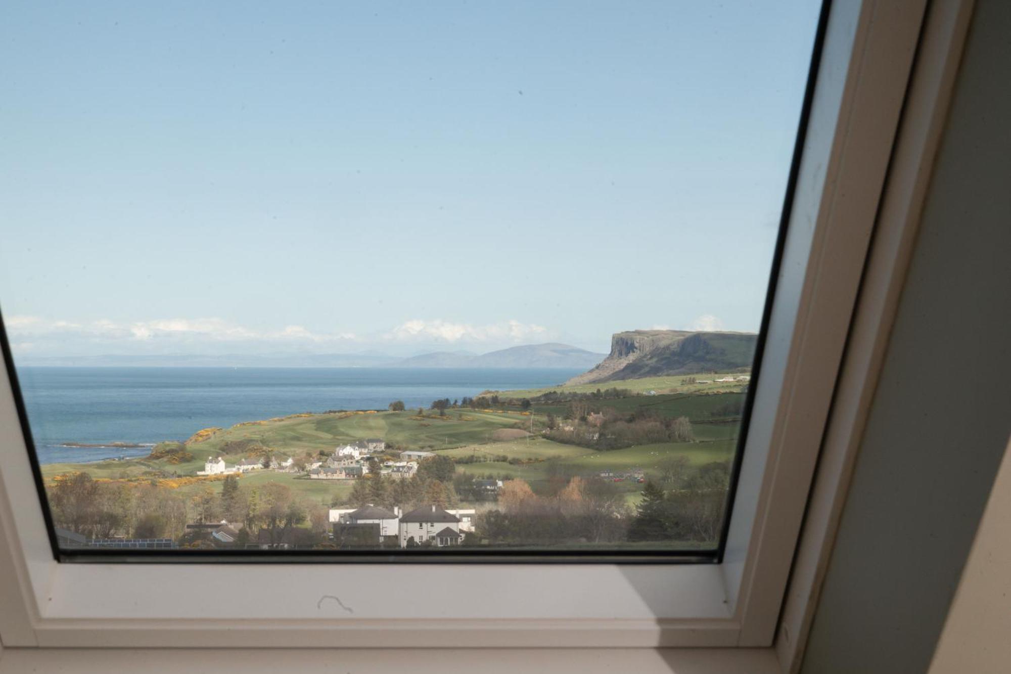 Hotel The Salthouse Ballycastle